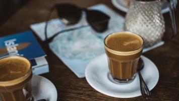 Quán cafe, trà sữa đẹp nhất đường Trần Quốc Hoàn, Hà Nội