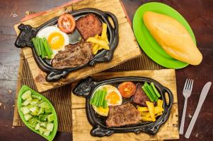 Quán bánh mì ngon nổi tiếng tại Hà Nội