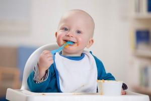 Loại váng sữa tốt cho bé các bà mẹ nên lựa chọn