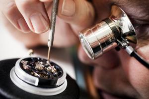 Địa chỉ sửa chữa đồng hồ uy tín nhất tại TP. HCM