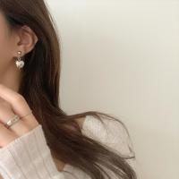 Mẫu hoa tai bạc đẹp nhất hiện nay