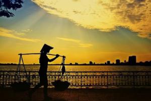 Bài văn phân tích hình ảnh người mẹ trong 