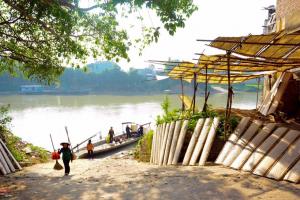 Bài văn phân tích, đánh giá một nhân vật trong tác phẩm chương trình Ngữ văn 10 hay nhất