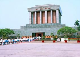 Bài văn phân tích bài thơ 
