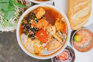 Quán bún riêu ngon nhất Quận Long Biên, Hà Nội