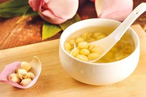 Công thức nấu chè hạt sen ngon nhất tại nhà
