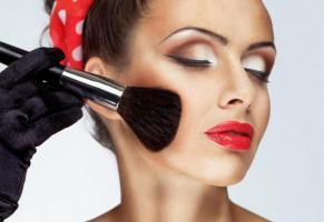 Địa chỉ dạy make up chuyên nghiệp nhất Vĩnh Long