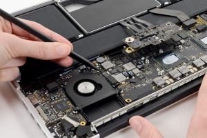 Địa chỉ sửa Macbook uy tín nhất quận Hoàn Kiếm, Hà Nội