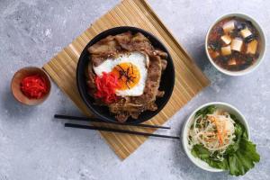 Quán ăn ngon trên đường Dương Khuê, Quận Cầu Giấy, Hà Nội