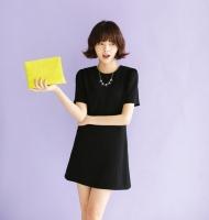 Món đồ thời trang màu đen không thể thiếu của cô nàng công sở