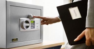 Két sắt khóa vân tay an toàn, được ưa chuộng nhất hiện nay