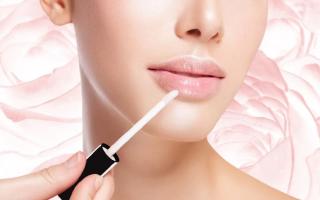 Loại son bóng không màu tốt nhất hiện nay