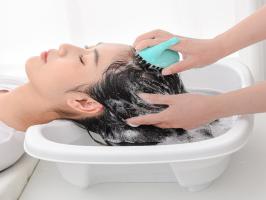 Lược gội đầu sạch gàu, giảm rụng tóc tốt nhất hiện nay