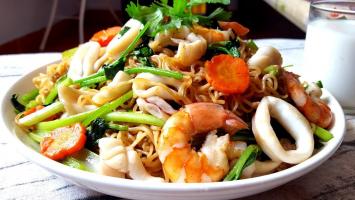 Công thức làm mì xào ngon, hấp dẫn nhất tại nhà