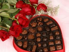 Món quà thực tế tặng bạn nữ vào ngày Valentine 14/2