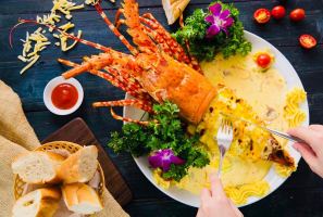 Nhà hàng hải sản ngon nhất Quận Hoàn Kiếm, Hà Nội