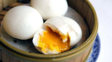 Quán bán bánh bao kim sa ngon nhất Hà Nội