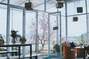 Quán cà phê có view nhà kính đẹp, nước uống ngon tại Đà Lạt