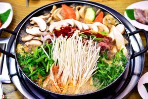 Quán lẩu ngon bình dân nhất tại Sài Gòn