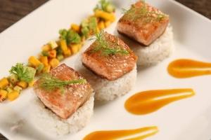 Quán ăn ngon tại phố Trần Hưng Đạo, Hoàn Kiếm, Hà Nội