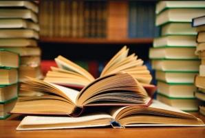 Câu hỏi hài hước và thú vị của học sinh về các môn học