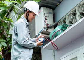 Dịch vụ nạp gas điều hoà tại nhà tốt nhất Hà Nội