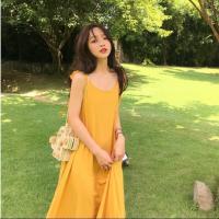Kiểu váy hai dây đẹp nhất cho cô nàng trong ngày nắng nóng