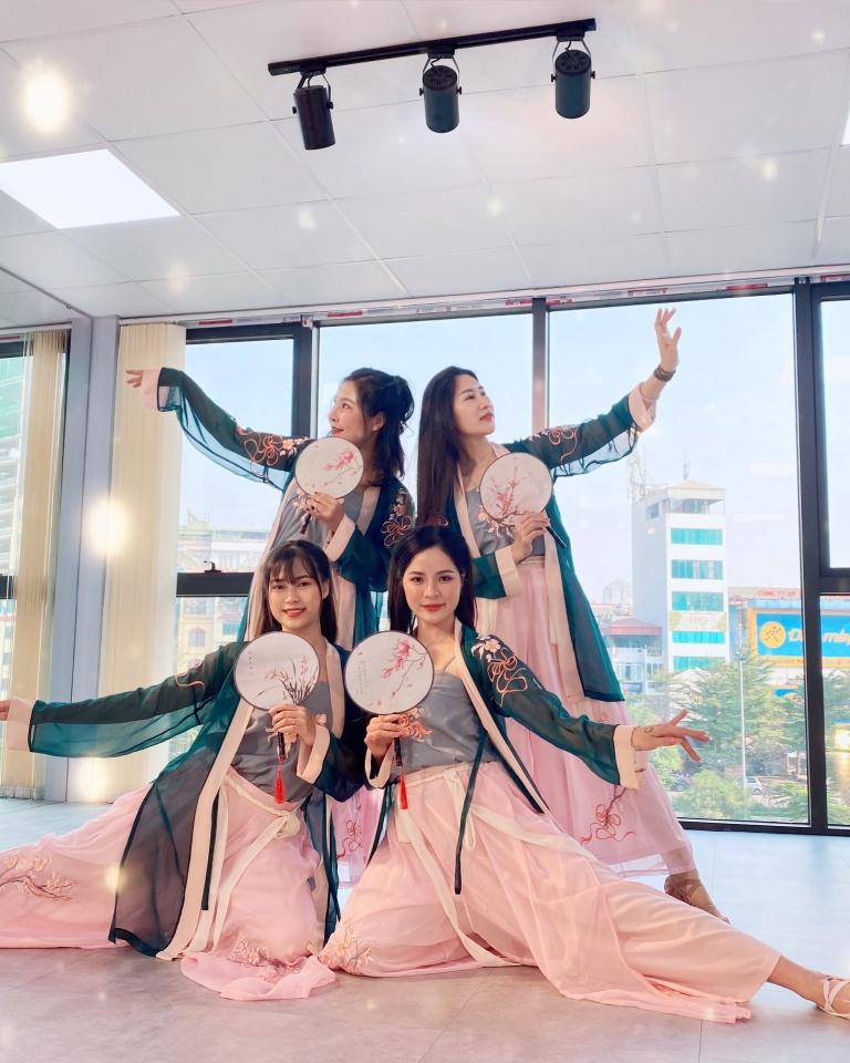 1890 Dance Studio