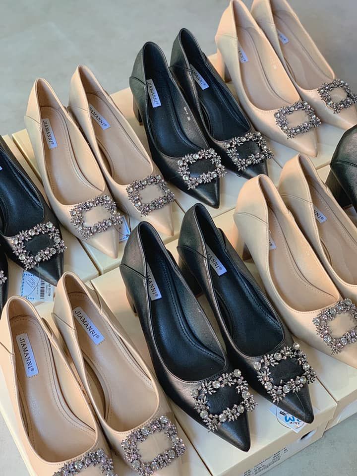 2M SHOES