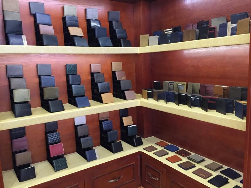 Cách bài trí là một phần chứng minh sự chuyên nghiệp của 4Men Shop