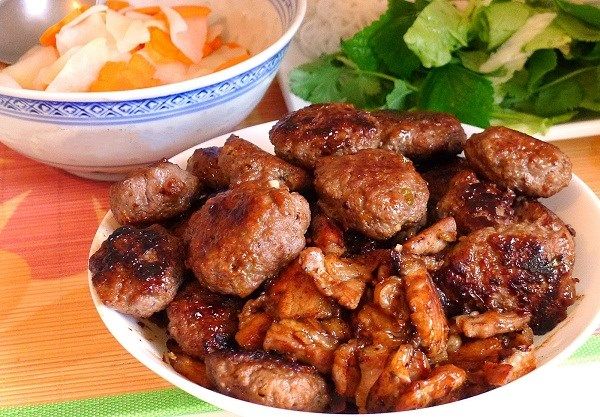 Bún chả Sinh Từ - Nguyễn Khuyến