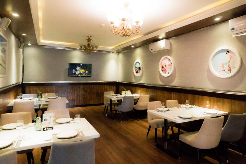 Ẩm Thực Rivia - Rivia Food & Dining