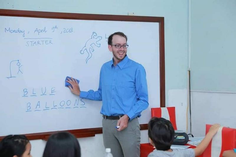 ANH NGỮ LET’S TALK 2