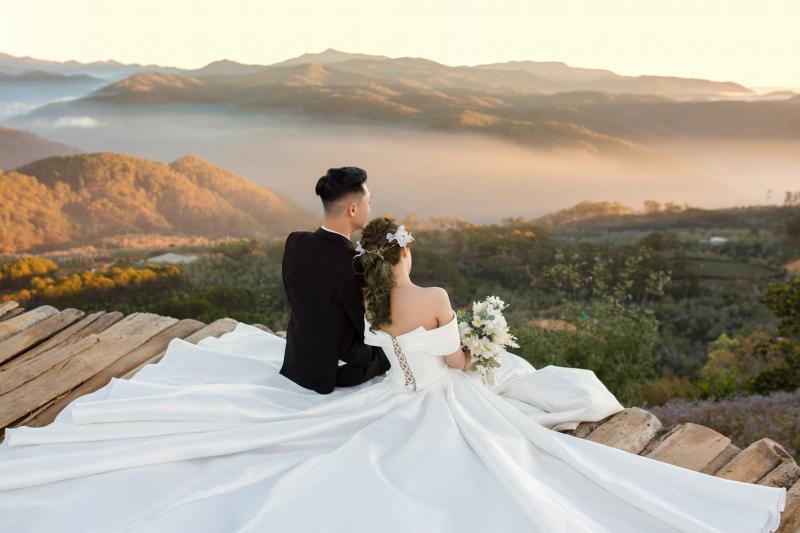 Áo Cưới JOLIE