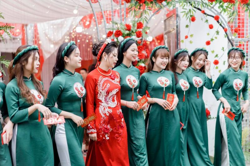Áo dài Thuỳ Trang
