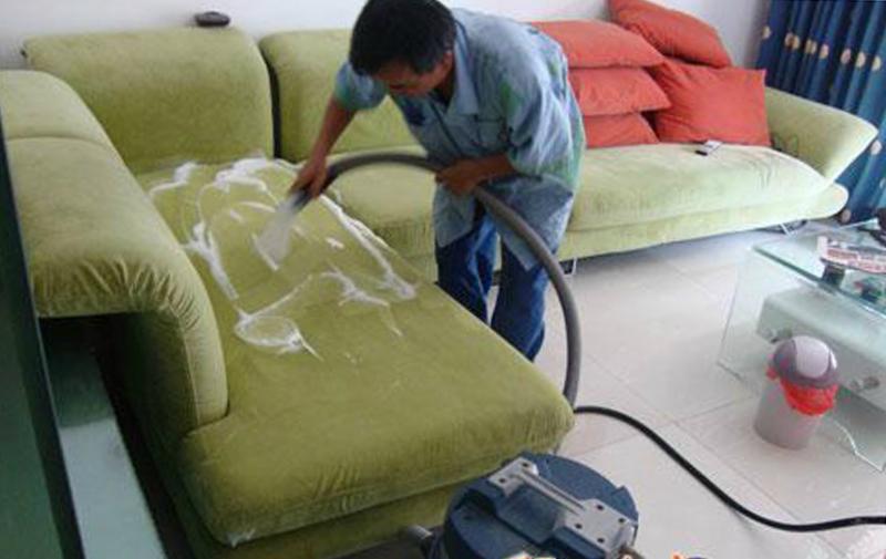 Vệ sinh ghế sofa tại nhà Aplite