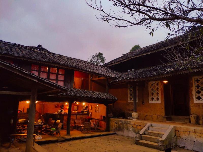 Auberge de Meo Vac - Chúng Pủa - Mountain Lodge