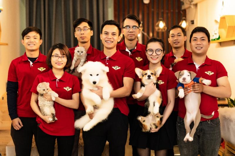 Đội ngũ cán bộ nhân viên Azpet Shop