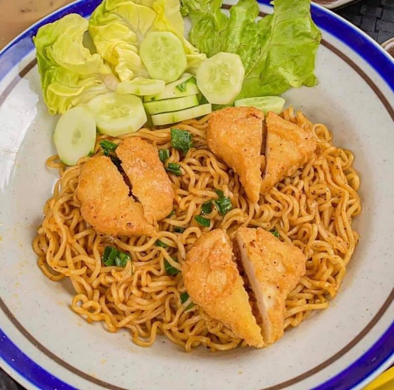 Ba Bêu - Nem Chua Rán