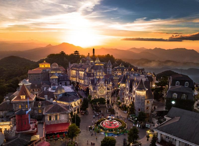 Về Đà Nẵng quê anh