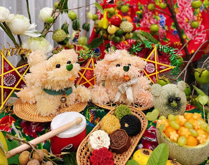Khóc trước tuổi thơ