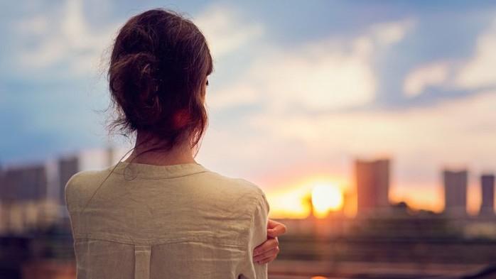 Đừng bao giờ đánh mất mình và những giá trị tốt đẹp bên trong con người mình.