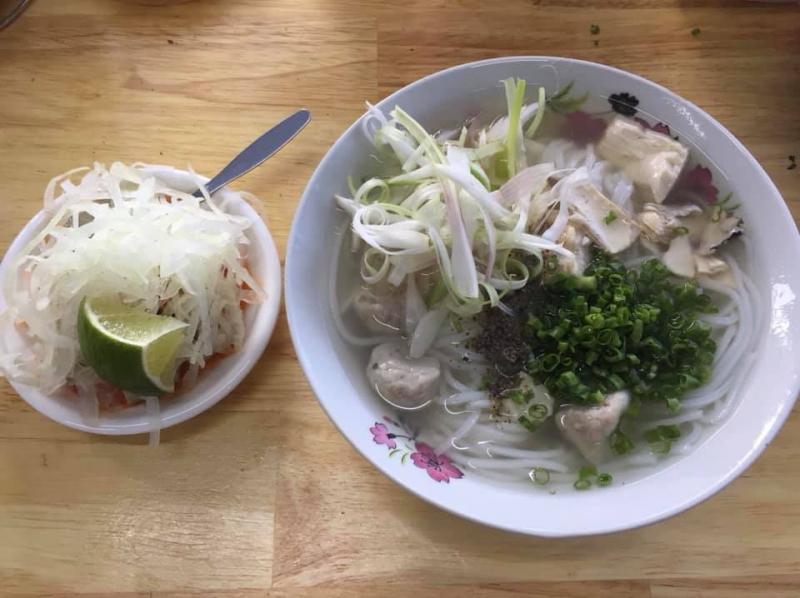 ﻿Bánh canh bà Thừa