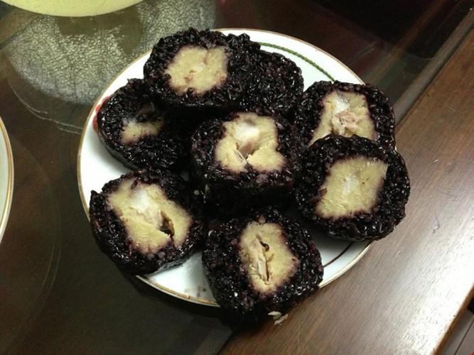Bánh chưng đen