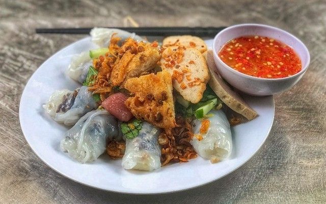 Bánh cuốn Chị Tâm