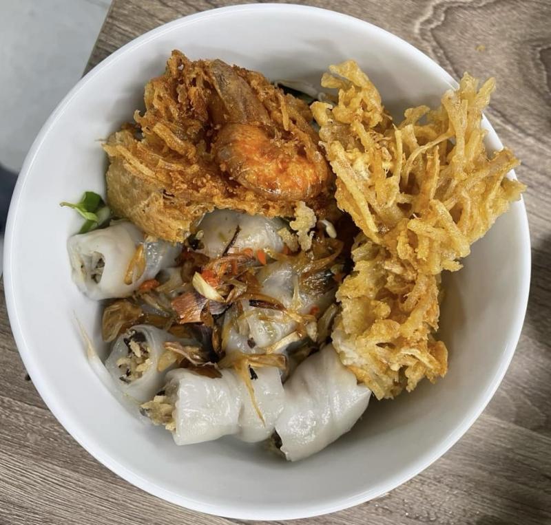 Bánh cuốn Chị Tâm