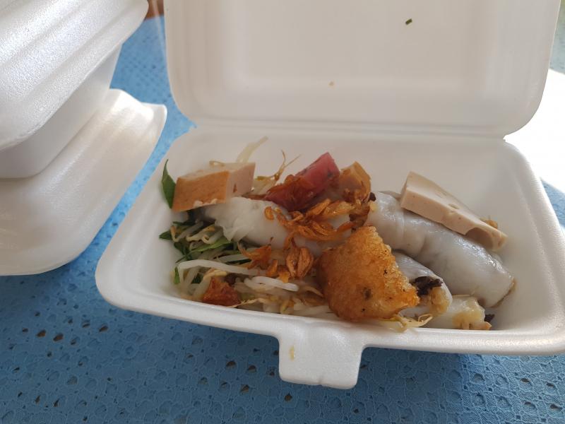 Bánh cuốn Cô Năm
