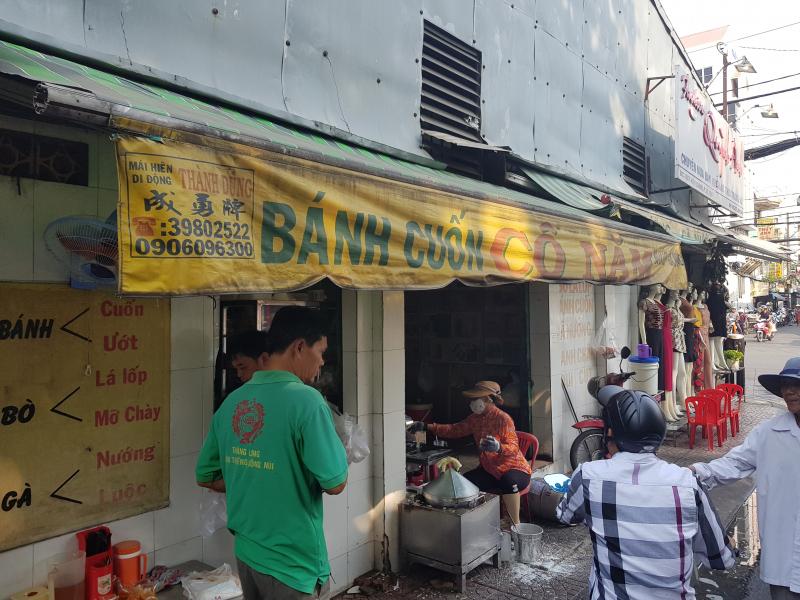Bánh cuốn Cô Năm