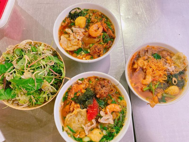 Bánh đa cua Lạch Tray