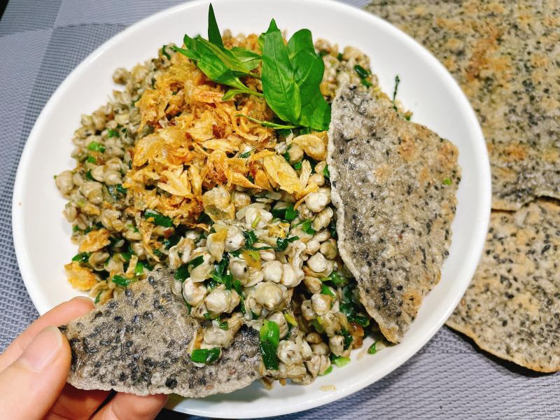 Bánh đa xúc hến Nghệ An